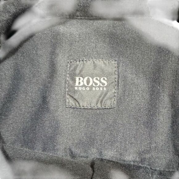 Hugo Boss Black Long Sleeve cotton/Silk Button Front Shirt. Size XL. - Picture 4 of 8